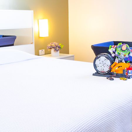 Hotel Bristol Brasil 500 Curitiba Batel Esterno foto