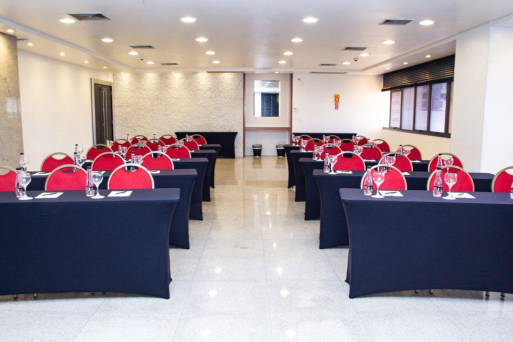 Hotel Bristol Brasil 500 Curitiba Batel Esterno foto