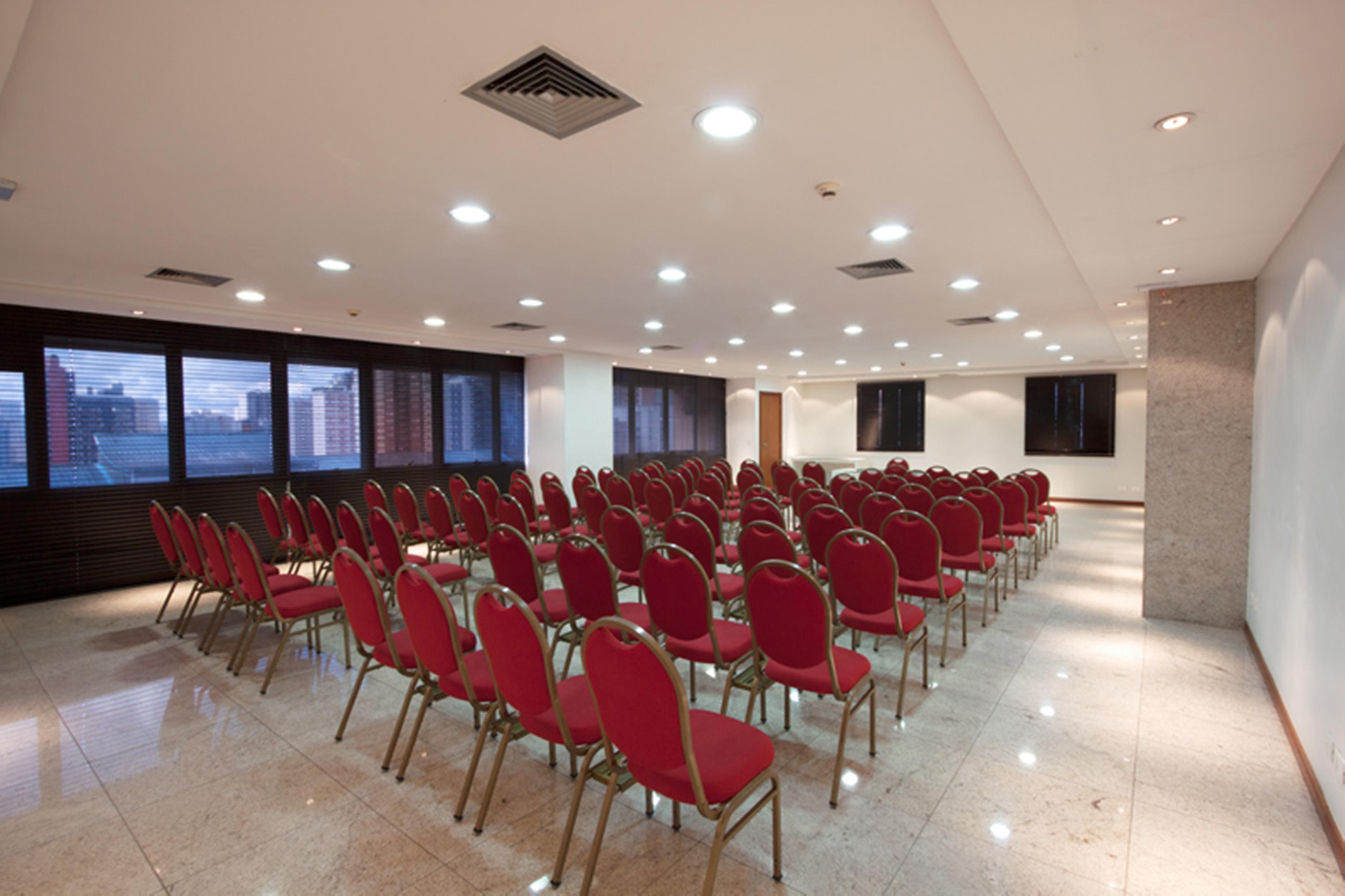Hotel Bristol Brasil 500 Curitiba Batel Esterno foto