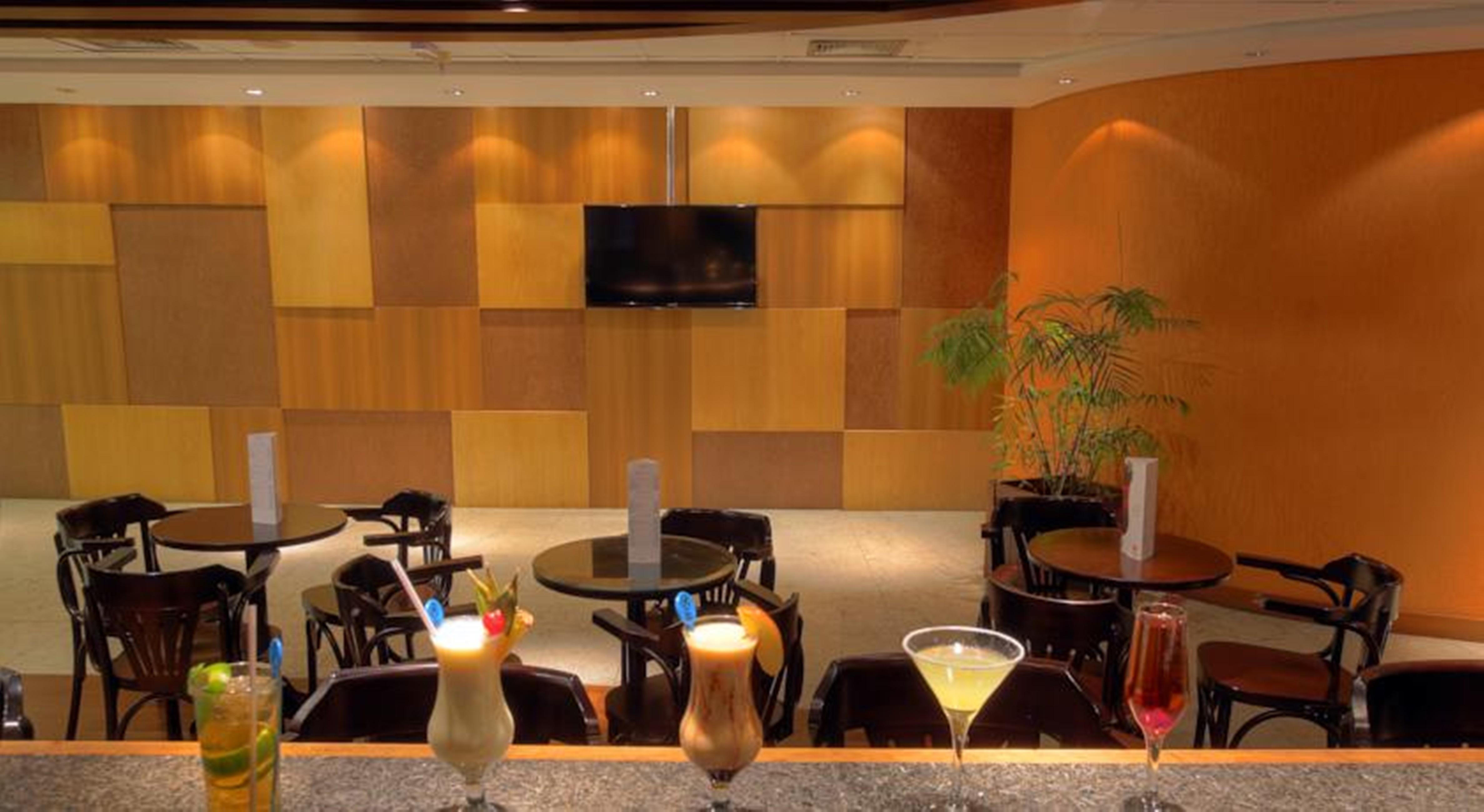 Hotel Bristol Brasil 500 Curitiba Batel Esterno foto