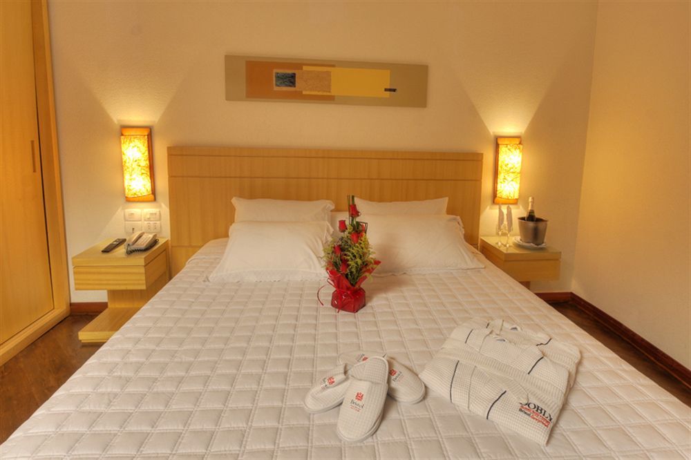 Hotel Bristol Brasil 500 Curitiba Batel Esterno foto