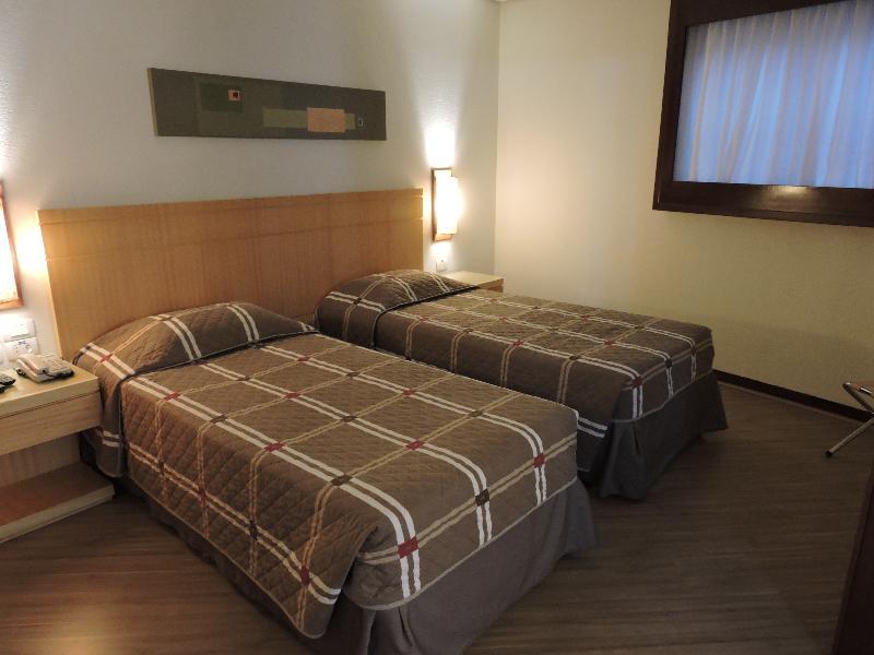 Hotel Bristol Brasil 500 Curitiba Batel Esterno foto