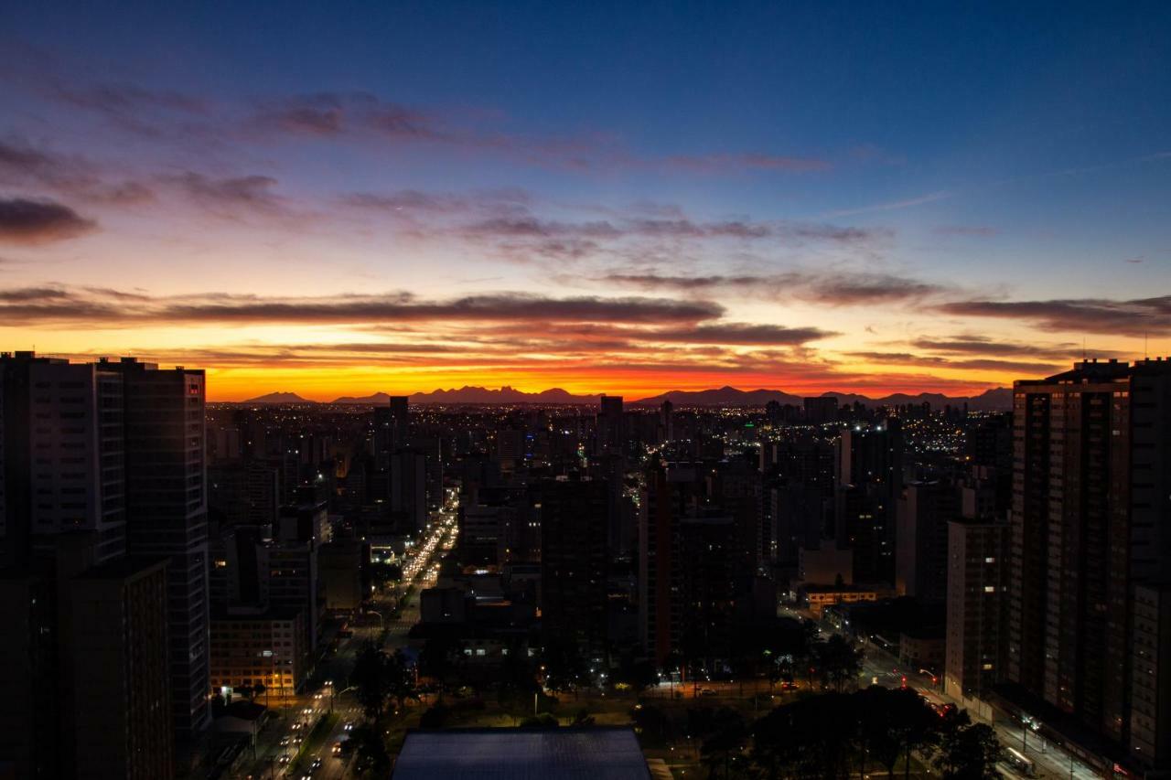 Hotel Bristol Brasil 500 Curitiba Batel Esterno foto